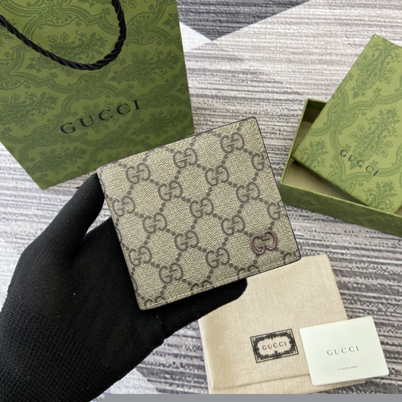 G*u*i wallets & purse
